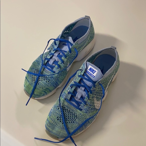 Nike Shoes - Nike Womens Flyknit Zoom